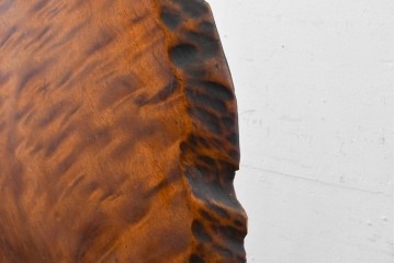 和製ヴィンテージ　上手物!!　作行きの良い逸品!!　栃の木一枚板・漆塗り　美しい鯉の彫刻の衝立　(R-085033)