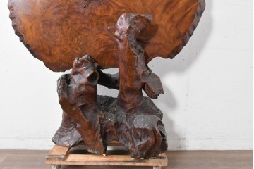 和製ヴィンテージ　上手物!!　作行きの良い逸品!!　栃の木一枚板・漆塗り　美しい鯉の彫刻の衝立　(R-085033)