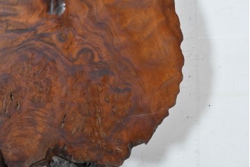 和製ヴィンテージ　上手物!!　作行きの良い逸品!!　栃の木一枚板・漆塗り　美しい鯉の彫刻の衝立　(R-085033)