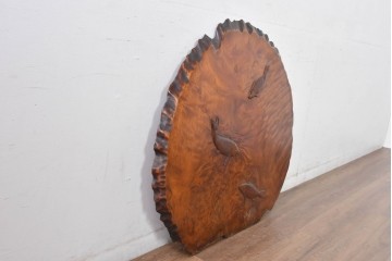 和製ヴィンテージ　上手物!!　作行きの良い逸品!!　栃の木一枚板・漆塗り　美しい鯉の彫刻の衝立　(R-085033)