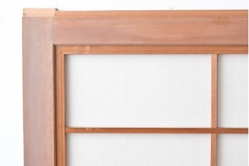 ヴィンテージ建具　昭和中期　高級品!!　細かな縦格子がすっきりとした印象の幅広裏障子付き格子戸2枚セット　(R-085034)