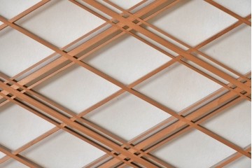 ヴィンテージ建具　昭和中期　高級品　斜め格子の組子が上品な裏障子付き引き戸2枚セット　(R-085035)