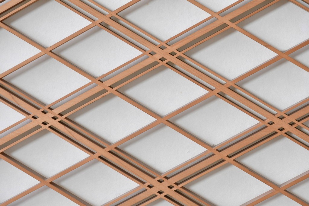 ヴィンテージ建具　昭和中期　高級品　斜め格子の組子が上品な裏障子付き引き戸2枚セット　(R-085036)