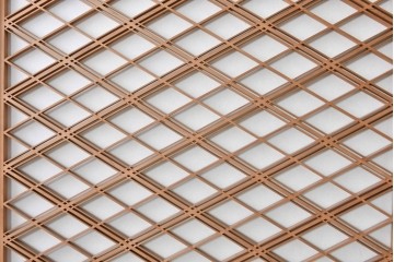 ヴィンテージ建具　昭和中期　高級品　斜め格子の組子が上品な裏障子付き引き戸2枚セット　(R-085036)