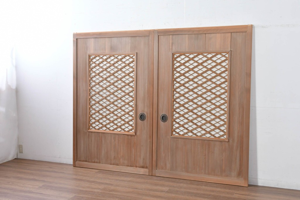 ヴィンテージ建具　昭和中期　高級品　斜め格子の組子が上品な裏障子付き引き戸2枚セット　(R-085037)