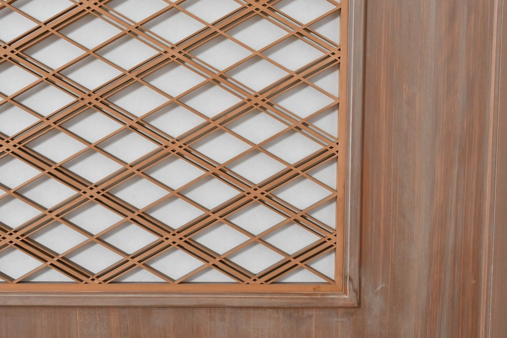 ヴィンテージ建具　昭和中期　高級品　斜め格子の組子が上品な裏障子付き引き戸2枚セット　(R-085037)