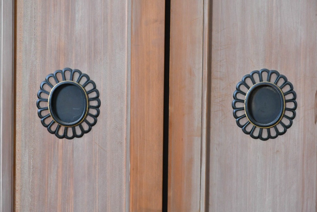 ヴィンテージ建具　昭和中期　高級品　斜め格子の組子が上品な裏障子付き引き戸2枚セット　(R-085037)