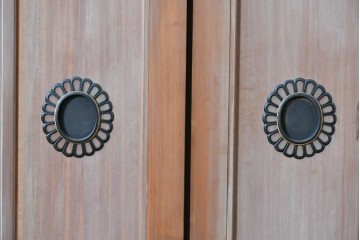 ヴィンテージ建具　昭和中期　高級品　斜め格子の組子が上品な裏障子付き引き戸2枚セット　(R-085037)