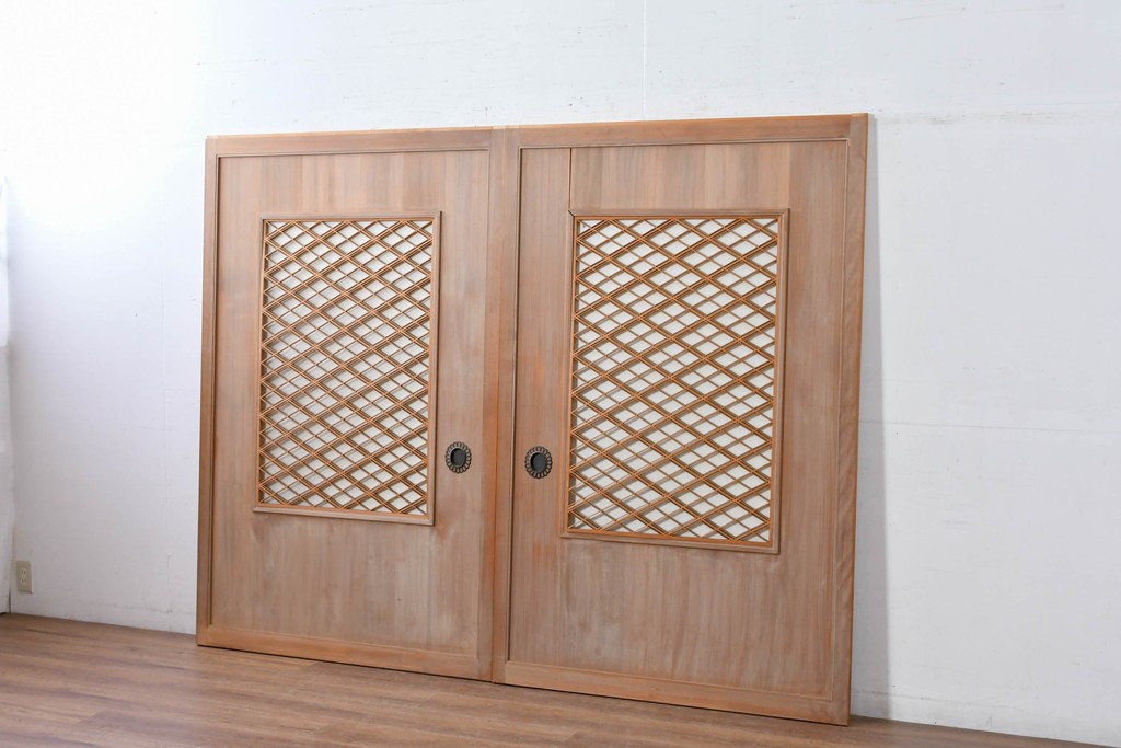 ヴィンテージ建具　昭和中期　高級品　斜め格子の組子が上品な裏障子付き引き戸2枚セット　(R-085038)