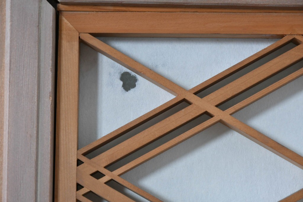 ヴィンテージ建具　昭和中期　高級品　斜め格子の組子が上品な裏障子付き引き戸2枚セット　(R-085038)