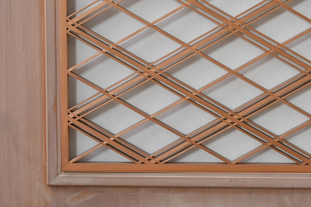 ヴィンテージ建具　昭和中期　高級品　斜め格子の組子が上品な裏障子付き引き戸2枚セット　(R-085038)