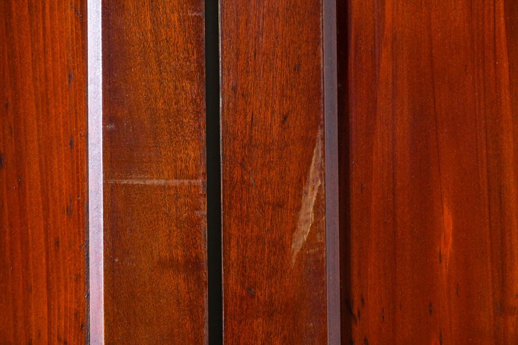 アンティーク建具　大正期　下部の鏡板に欅(ケヤキ)の一枚板を使用した漆塗りのガラス帯戸3枚セット　(R-085041)