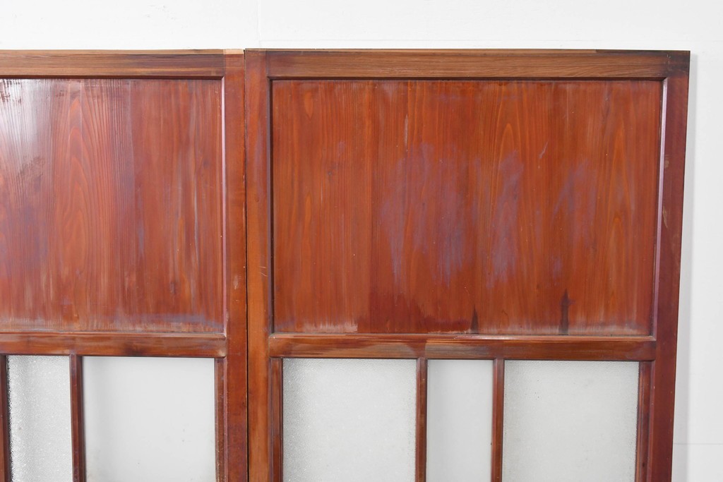 アンティーク建具　大正期　下部の鏡板に欅(ケヤキ)の一枚板を使用した漆塗りのガラス帯戸3枚セット　(R-085041)