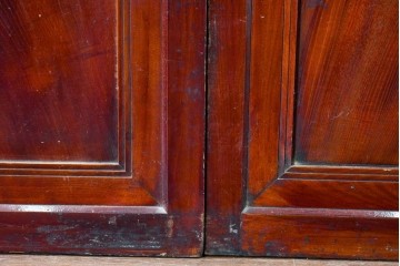 アンティーク建具　大正期　下部の鏡板に欅(ケヤキ)の一枚板を使用した漆塗りのガラス帯戸3枚セット　(R-085041)