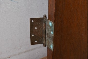 ヴィンテージ建具　柔らかく光を取り込むリブガラス入りドア　(R-085042)