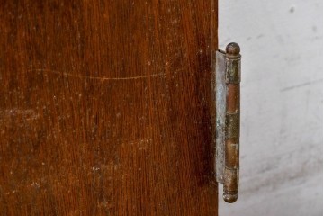 ヴィンテージ建具　柔らかく光を取り込むリブガラス入りドア　(R-085042)