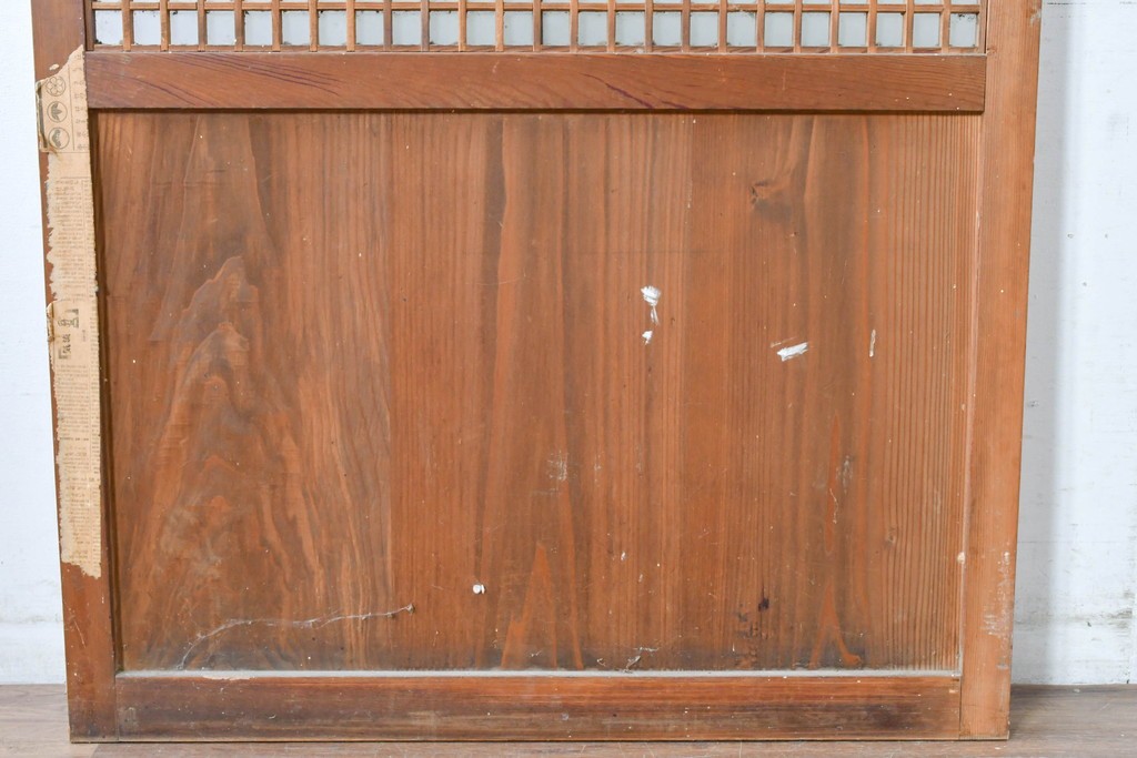 アンティーク建具　明治～大正期　和の趣が漂う格子入りガラス帯戸1枚　(R-085045)