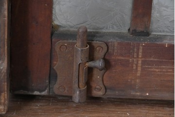 アンティーク建具　昭和初期～中期　大正ロマン　格子意匠のガラス窓2枚セット　(R-085046)