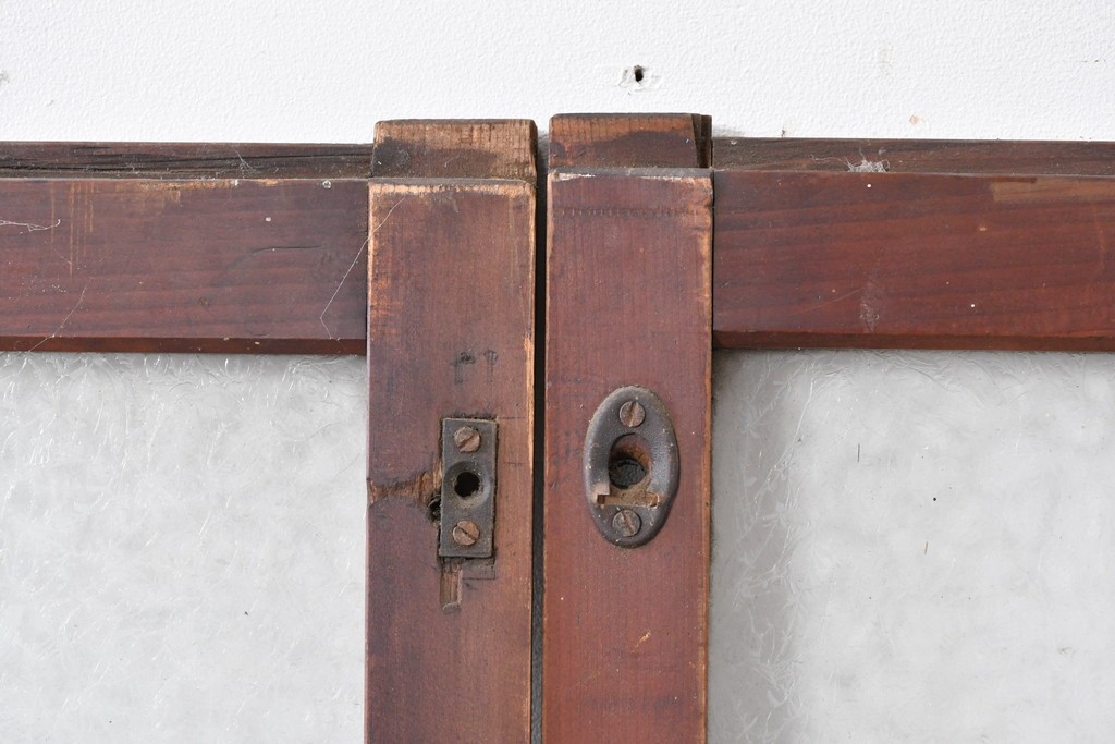 アンティーク建具　昭和初期～中期　大正ロマン　格子意匠のガラス窓2枚セット　(R-085046)