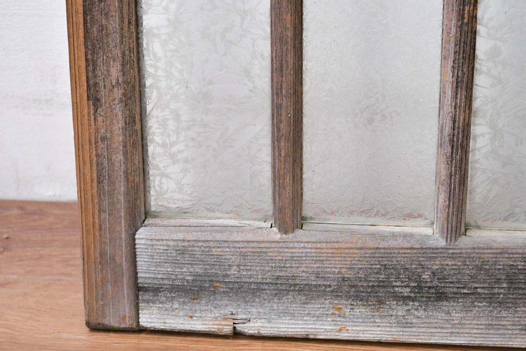 アンティーク建具　昭和初期～中期　大正ロマン　格子意匠のガラス窓2枚セット　(R-085046)