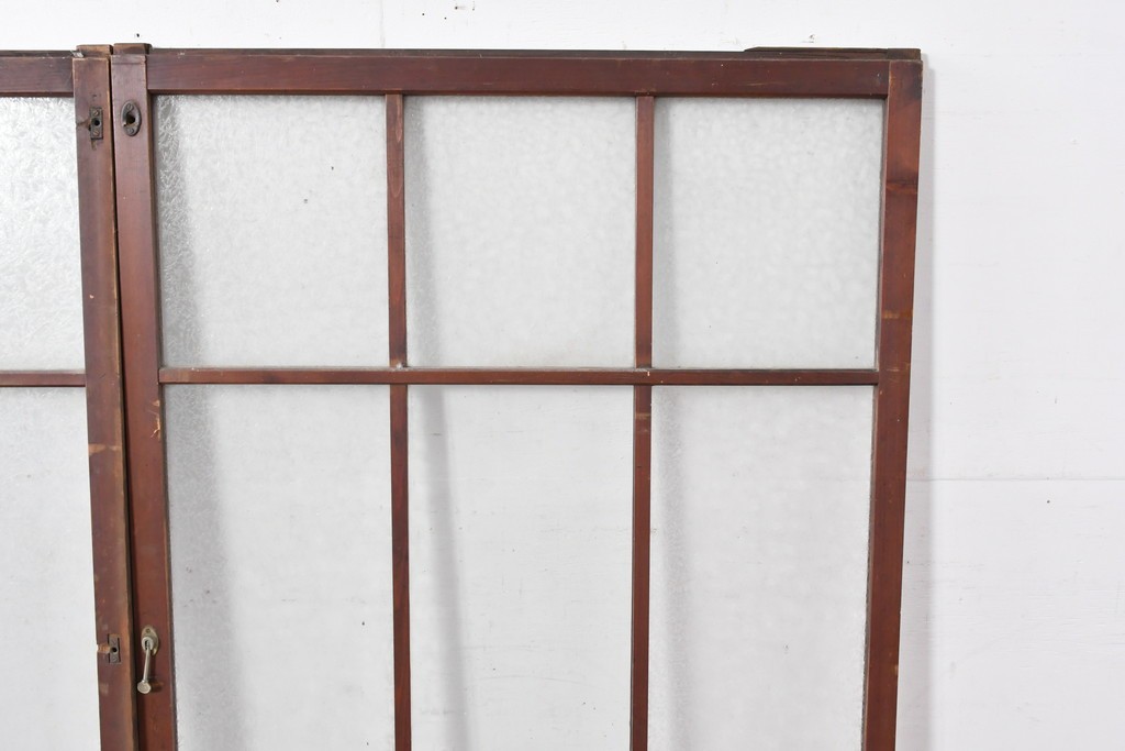 アンティーク建具　昭和初期～中期　大正ロマン　格子意匠のガラス窓2枚セット　(R-085046)