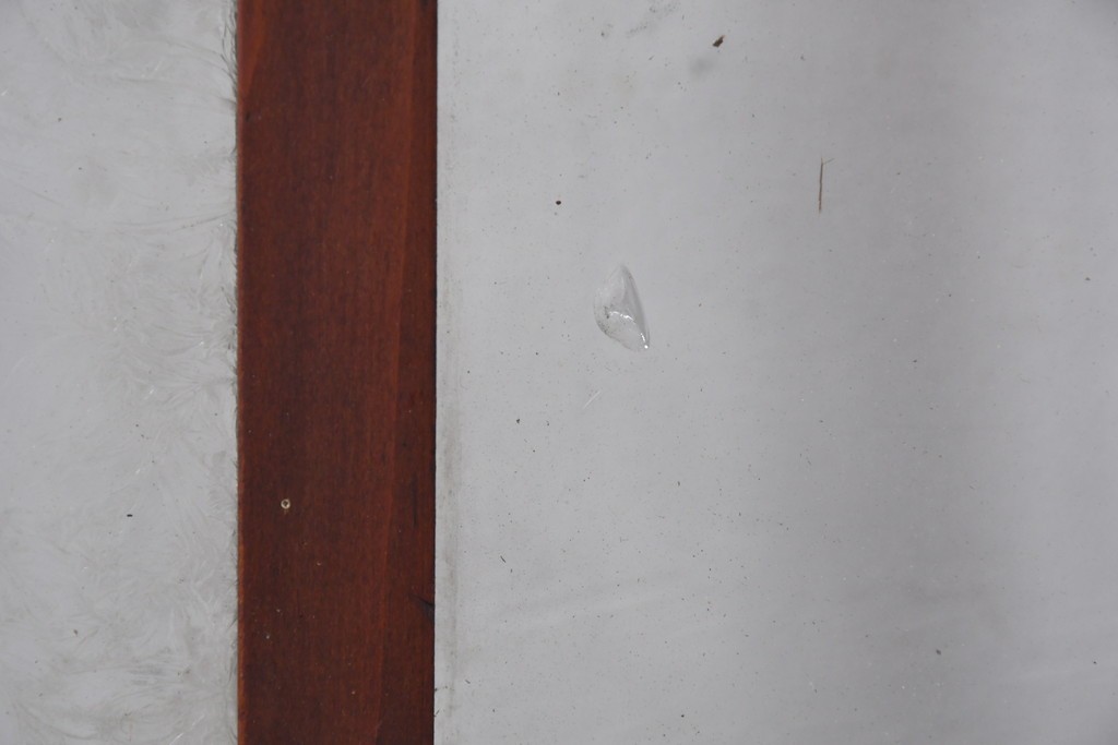 アンティーク建具　昭和初期～中期　大正ロマン　格子意匠のガラス窓2枚セット　(R-085046)