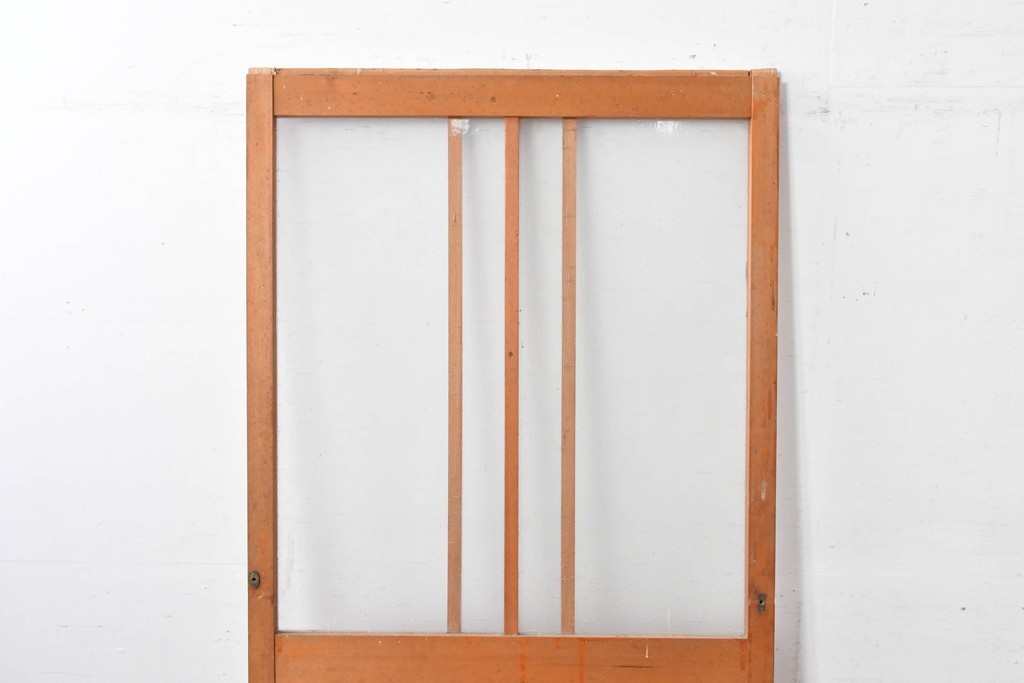 ヴィンテージ建具　昭和中期　端整な三本縦桟が目を引くガラス戸1枚　(R-085047)