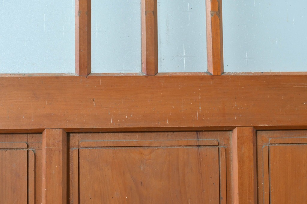 ヴィンテージ建具　昭和中期　端整な三本縦桟が目を引くガラス戸1枚　(R-085047)