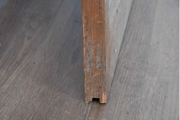 ヴィンテージ建具　昭和中期　温かな木味の三本縦桟ガラス戸1枚　(R-085048)