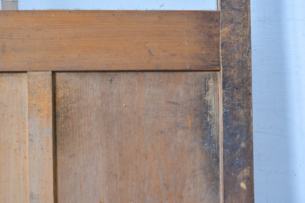 ヴィンテージ建具　昭和中期　温かな木味の三本縦桟ガラス戸1枚　(R-085048)