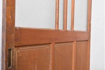ヴィンテージ建具　昭和中期　温かな木味の三本縦桟ガラス戸1枚　(R-085048)