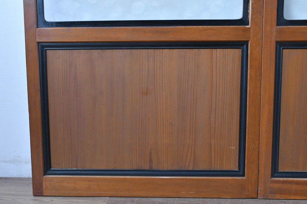 アンティーク建具　昭和初期～中期　美品　上手物!!　幾何学格子デザインの引き戸2枚セット　(R-085049)