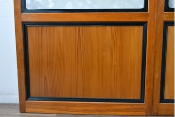 アンティーク建具　昭和初期～中期　美品　上手物!!　幾何学格子デザインの引き戸2枚セット　(R-085049)