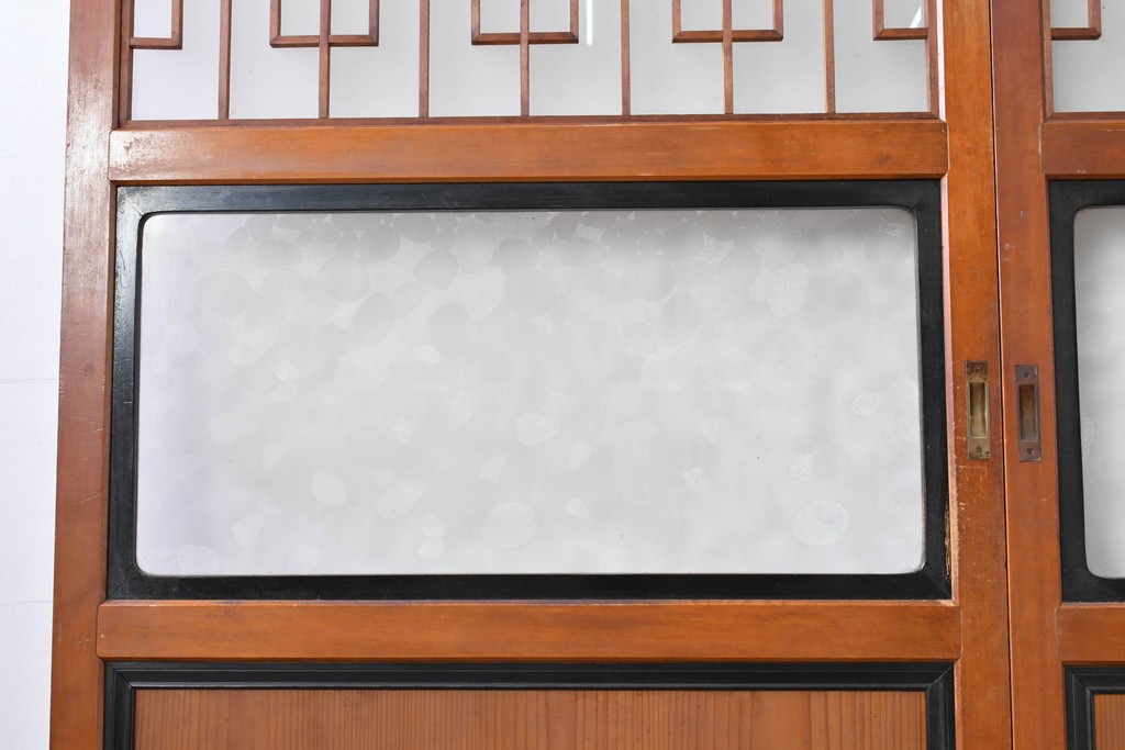 アンティーク建具　昭和初期～中期　美品　上手物!!　幾何学格子デザインの引き戸2枚セット　(R-085049)