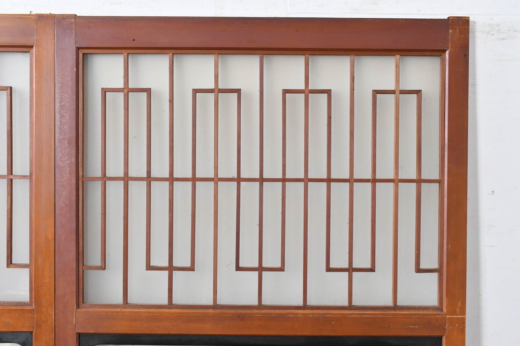 アンティーク建具　昭和初期～中期　美品　上手物!!　幾何学格子デザインの引き戸2枚セット　(R-085049)
