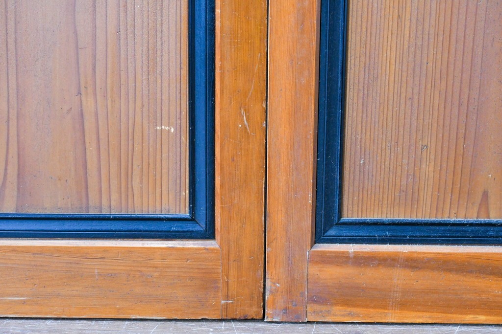 アンティーク建具　昭和初期～中期　美品　上手物!!　幾何学格子デザインの引き戸2枚セット　(R-085049)