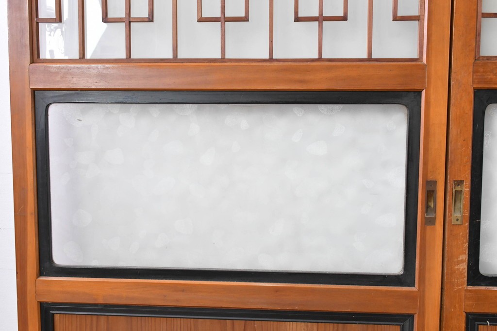 アンティーク建具　美品　上手物!!　凝った格子意匠の引き戸2枚セット　(R-085050)