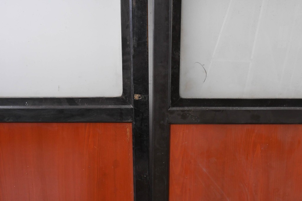 アンティーク建具　美品　板戸とガラス帯を組み合わせたガラス帯戸2枚セット　(R-085051)