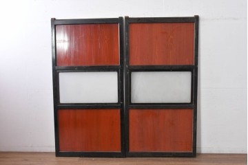 アンティーク建具　美品　板戸とガラス帯を組み合わせたガラス帯戸2枚セット　(R-085051)