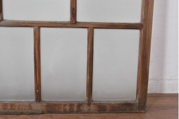 《ペイント仕上げ限定》　アンティーク建具　大正ロマン　格子デザインが趣深いガラス窓2枚セット　(R-085052)
