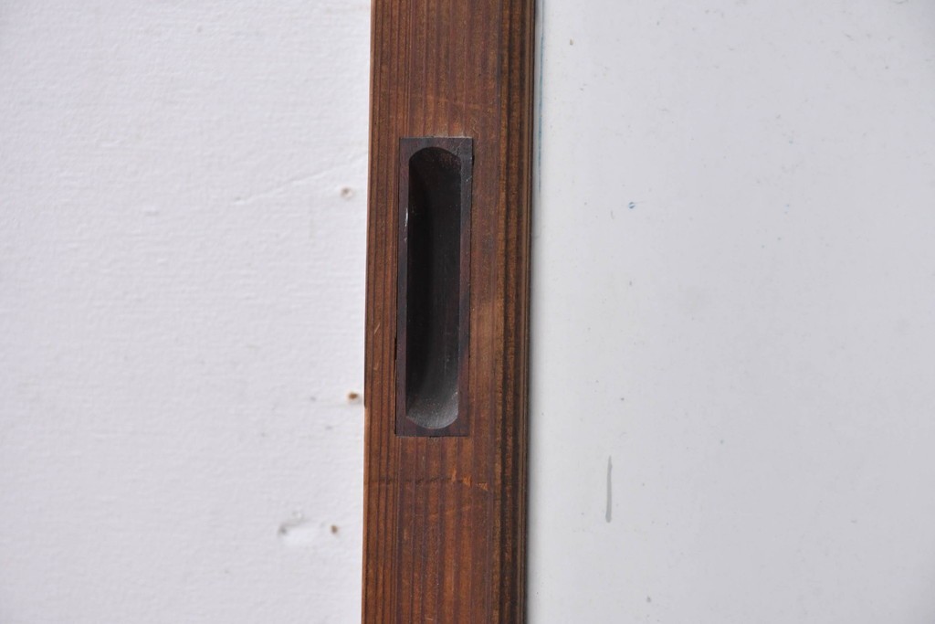 《ペイント仕上げ限定》　アンティーク建具　昭和初期　大正ロマン　格子デザインが趣深いガラス窓2枚セット　(R-085053)