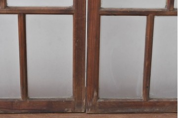 《ペイント仕上げ限定》　アンティーク建具　昭和初期　大正ロマン　格子デザインが趣深いガラス窓2枚セット　(R-085053)