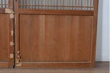 アンティーク建具　昭和初期～中期　縦格子が美しく映えるガラス帯戸2枚セット　(R-085054)