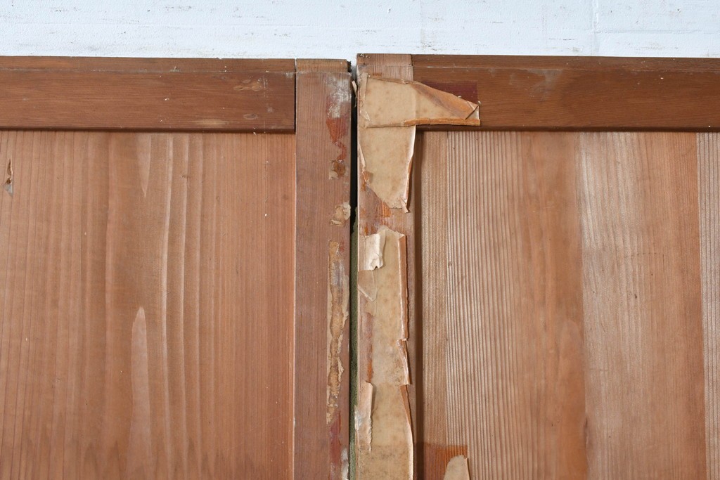 アンティーク建具　昭和初期～中期　縦格子が美しく映えるガラス帯戸2枚セット　(R-085054)