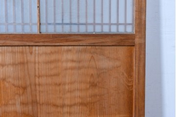 アンティーク建具　昭和初期～中期　縦格子が美しく映えるガラス帯戸2枚セット　(R-085054)