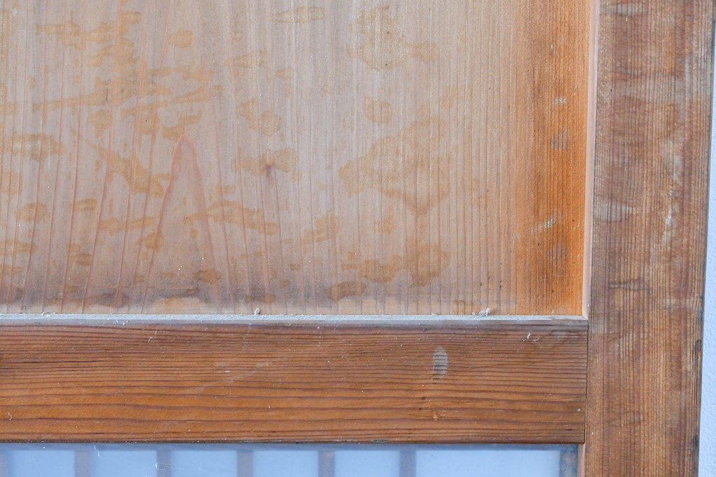 アンティーク建具　昭和初期～中期　縦格子が美しく映えるガラス帯戸2枚セット　(R-085054)