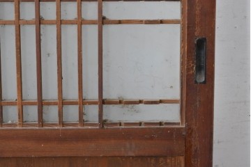 アンティーク建具　素朴な味わいの格子入りガラスの帯戸1枚　(R-085055)