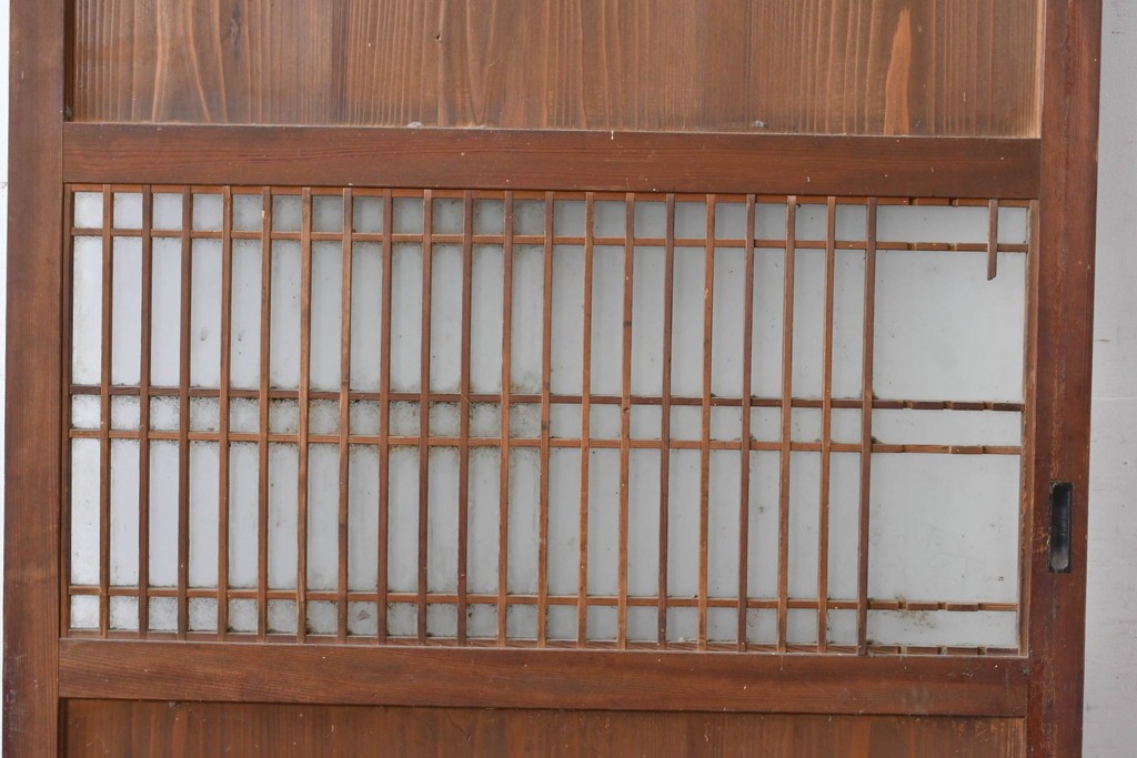 アンティーク建具　素朴な味わいの格子入りガラスの帯戸1枚　(R-085055)