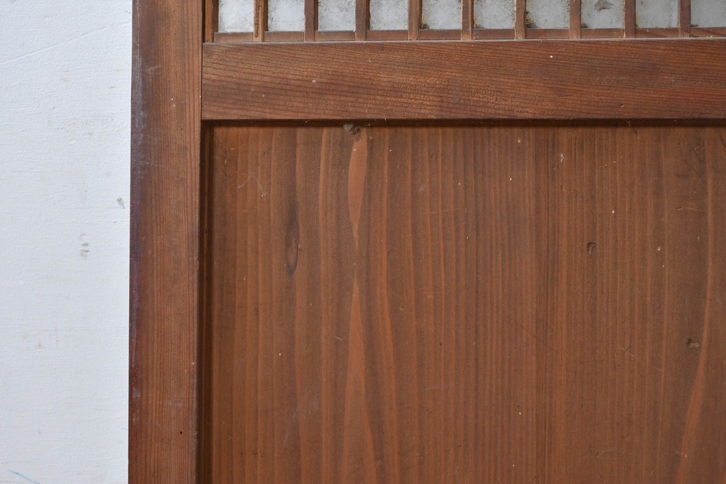 アンティーク建具　素朴な味わいの格子入りガラスの帯戸1枚　(R-085055)