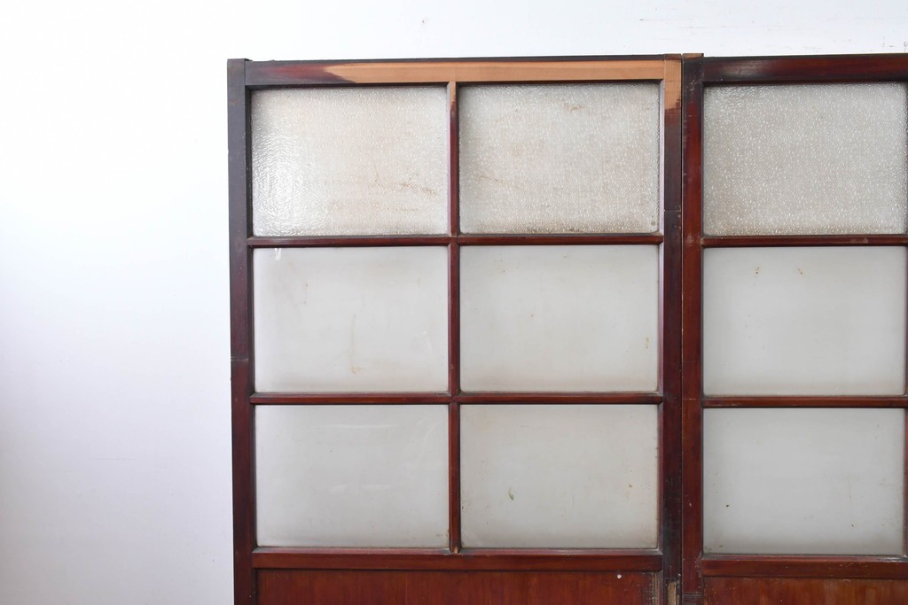 アンティーク建具　昭和初期　光をやわらかく取り込む格子入りのガラス戸3枚セット　(R-085056)